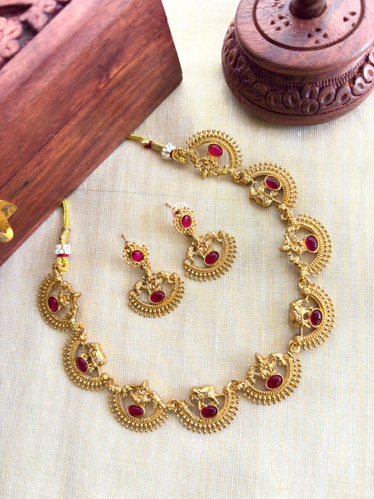 Gajavanthi Necklace Set