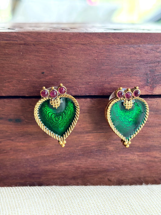 Mulla Mottu Mala with Green Palakka Pendant