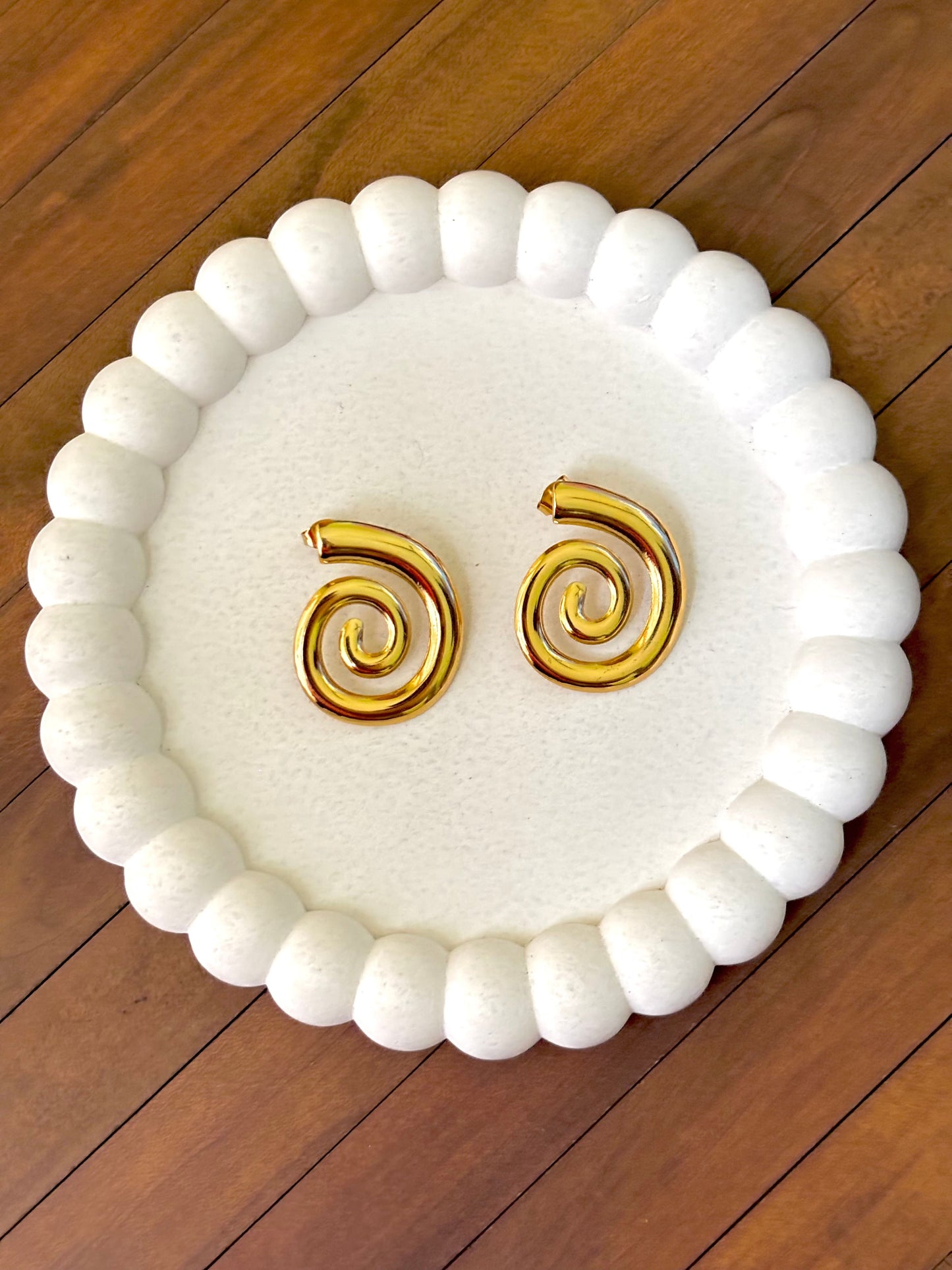 Golden Swirl Anti-Tarnish Earring